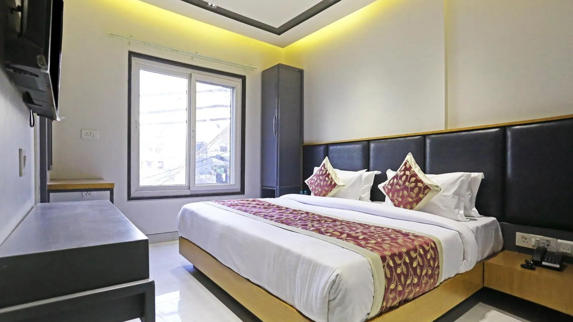 Crown Hotel Agra Near Taj Mahal 3*, Agra (Uttar Pradesh) India