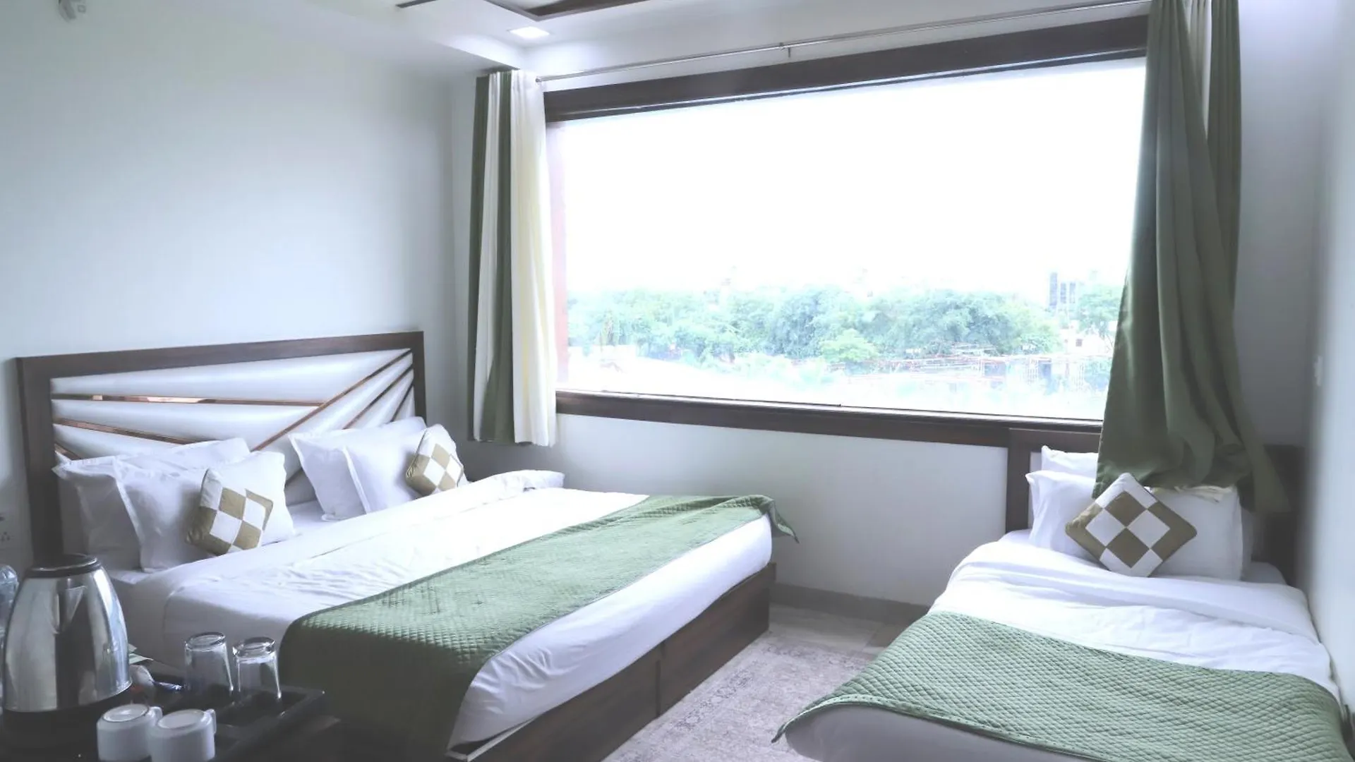Crown Hotel Agra Near Taj Mahal  Agra (Uttar Pradesh)