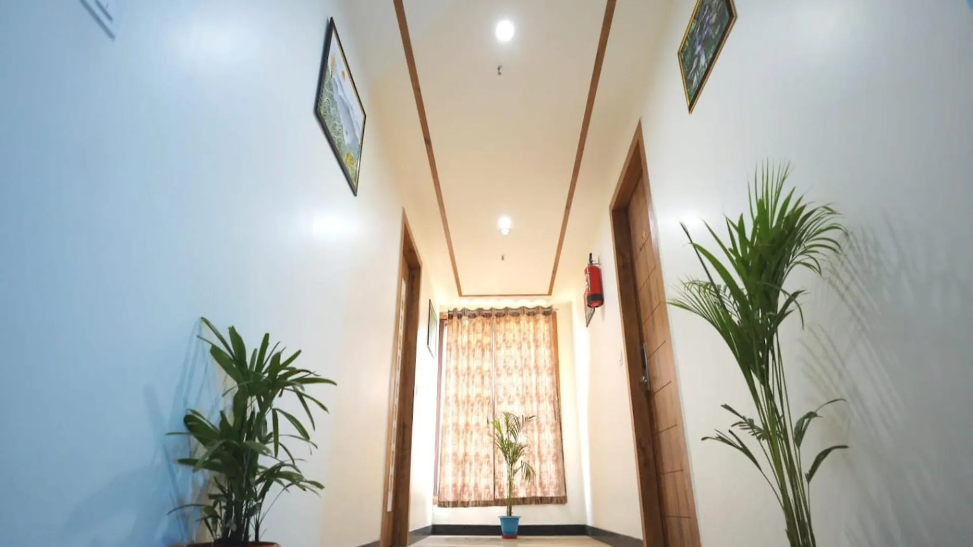 Crown Hotel Agra Near Taj Mahal 3*, Agra (Uttar Pradesh) India